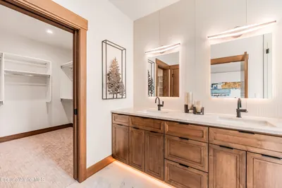 Property 26-9348 - Photo 24