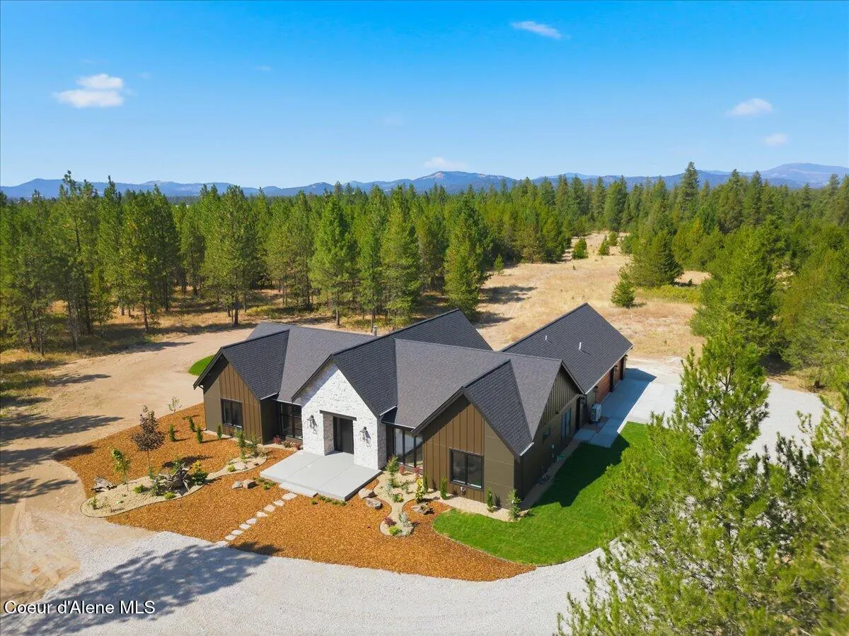 Property 26-8817 - Photo 1