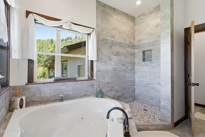Property 26-8583 - Photo 24