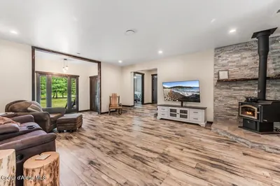 Property 26-6483 - Photo 13