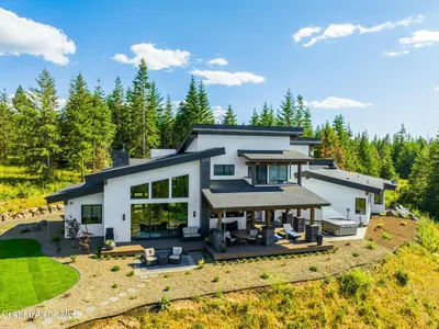 Property 26-8887 - Photo 2