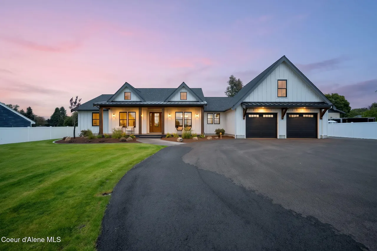Property 26-7858 - Photo 1