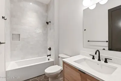Property 26-8890 - Photo 25