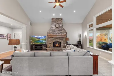 Property 26-8947 - Photo 6