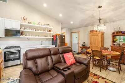 Property 26-9915 - Photo 25