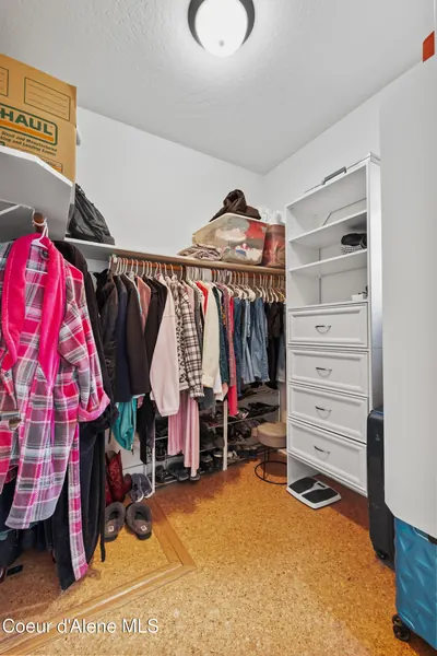 Property 26-10387 - Photo 27