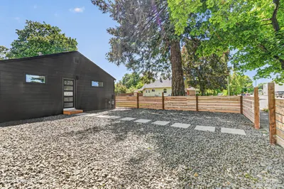 Property 26-10018 - Photo 44