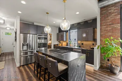 Property 26-10518 - Photo 12