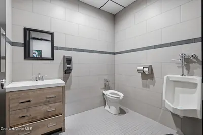 Property 26-10447 - Photo 36