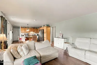 Property 26-10346 - Photo 7