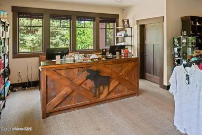 Property 26-9077 - Photo 52