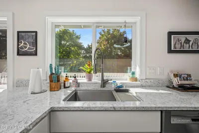 Property 26-9527 - Photo 16