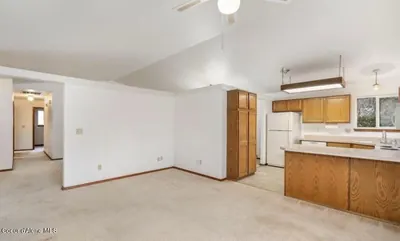 Property 26-10048 - Photo 6