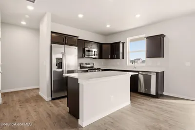 Property 26-8832 - Photo 3