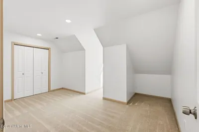 Property 26-9732 - Photo 27
