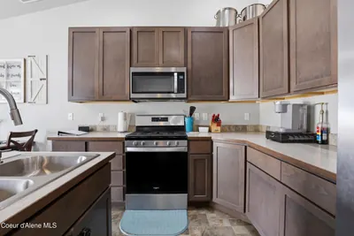 Property 26-7998 - Photo 2