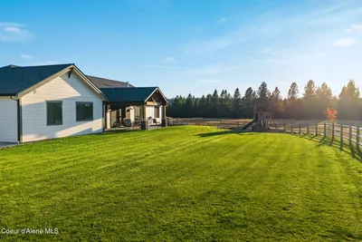 Property 26-10379 - Photo 48