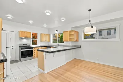 Property 26-10621 - Photo 9
