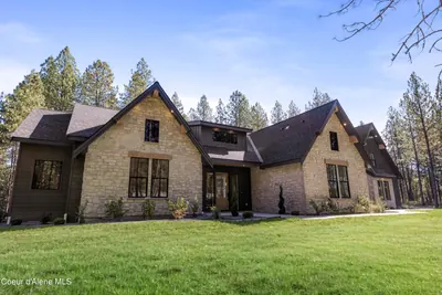 Property 26-10217 - Photo 4