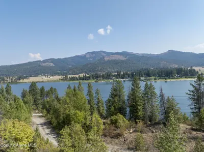 Property 25-10575 - Photo 13