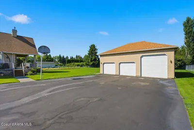 Property 26-8628 - Photo 55