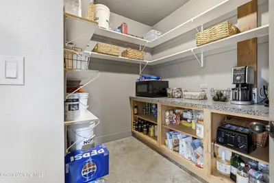 Property 26-8352 - Photo 26