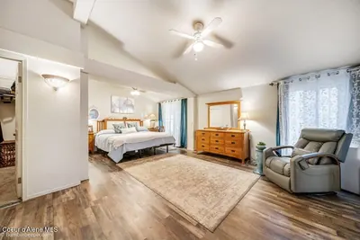 Property 26-9833 - Photo 17