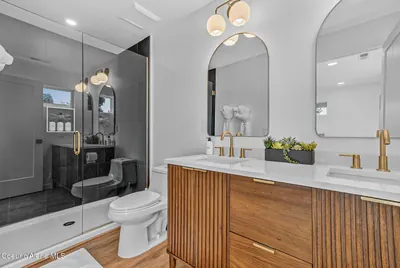 Property 26-10018 - Photo 23