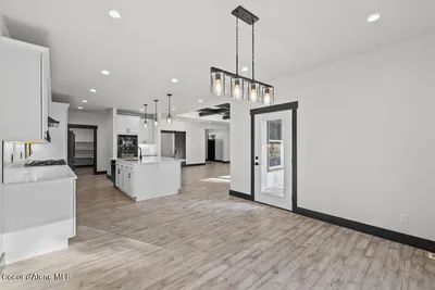 Property 26-10459 - Photo 10