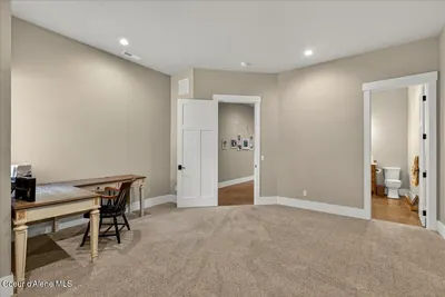 Property 26-10049 - Photo 44