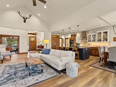 Property 26-10593 - Photo 15