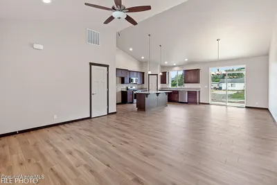 Property 26-9850 - Photo 3