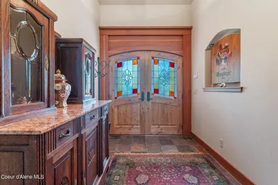 Property 24-5735 - Photo 5