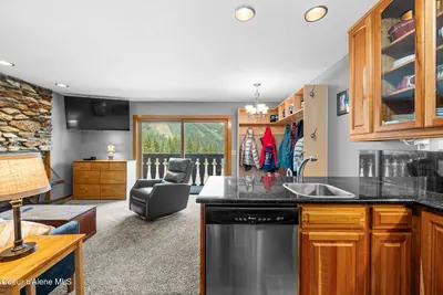 Property 26-9094 - Photo 17