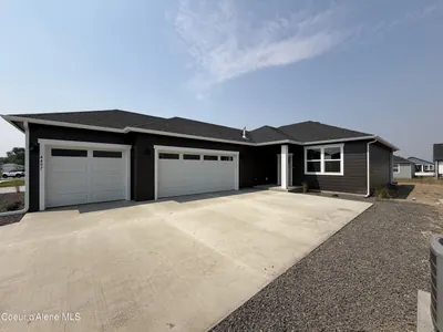 Property 26-8885 - Photo 1