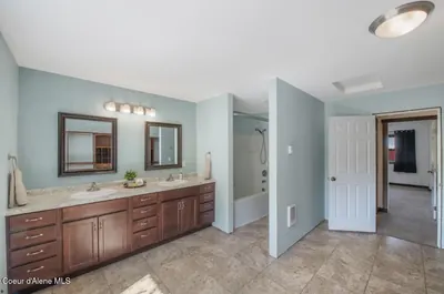 Property 26-8781 - Photo 57