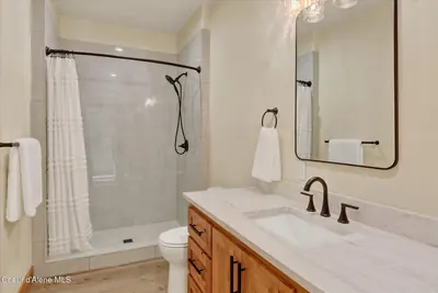 Property 26-10373 - Photo 23