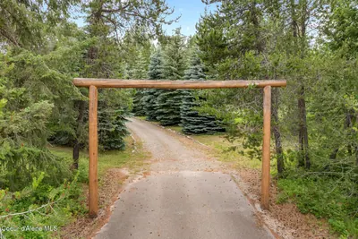 Property 26-6689 - Photo 2