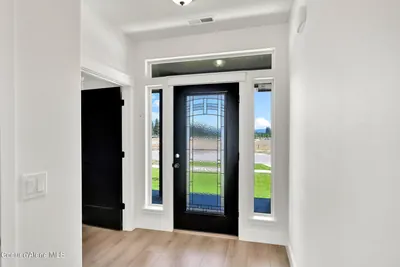Property 25-11250 - Photo 2