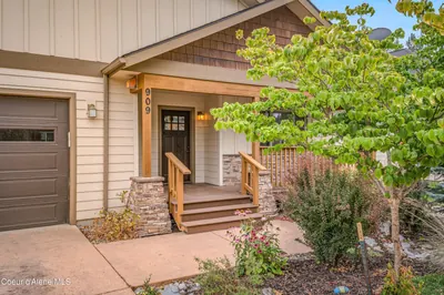 Property 26-9069 - Photo 3
