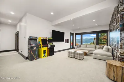 Property 26-10515 - Photo 60