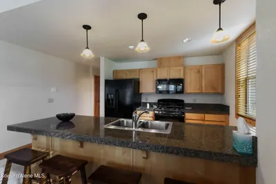 Property 26-10398 - Photo 17