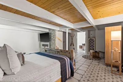 Property 26-5104 - Photo 31