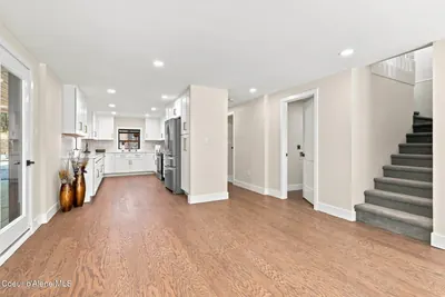 Property 26-8640 - Photo 9