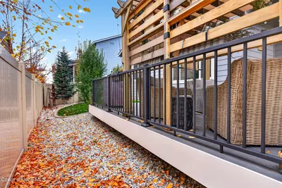 Property 26-10617 - Photo 23