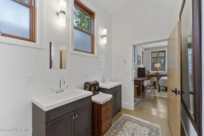 Property 26-9245 - Photo 58