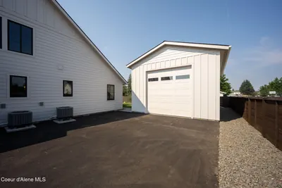 Property 26-9005 - Photo 2