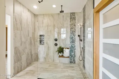 Property 26-794 - Photo 29