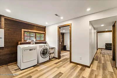 Property 26-9910 - Photo 41