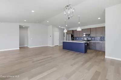 Property 26-7651 - Photo 9